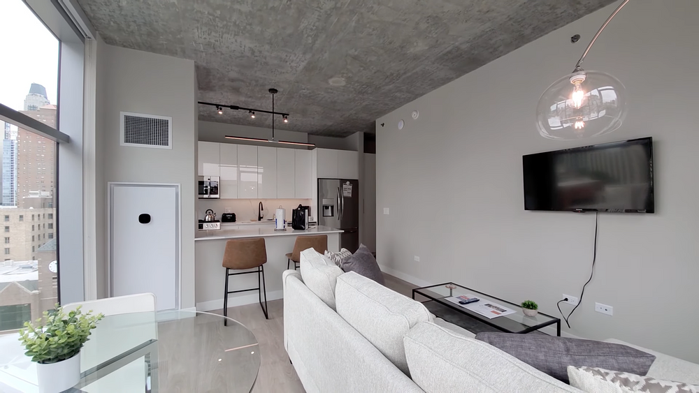 AMLI 808 808 N Wells Street, Chicago, IL 60610