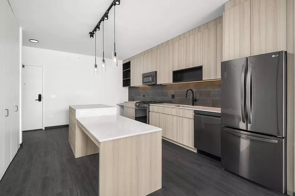 Parq Fulton 1400 W Randolph St, Chicago, IL 60607