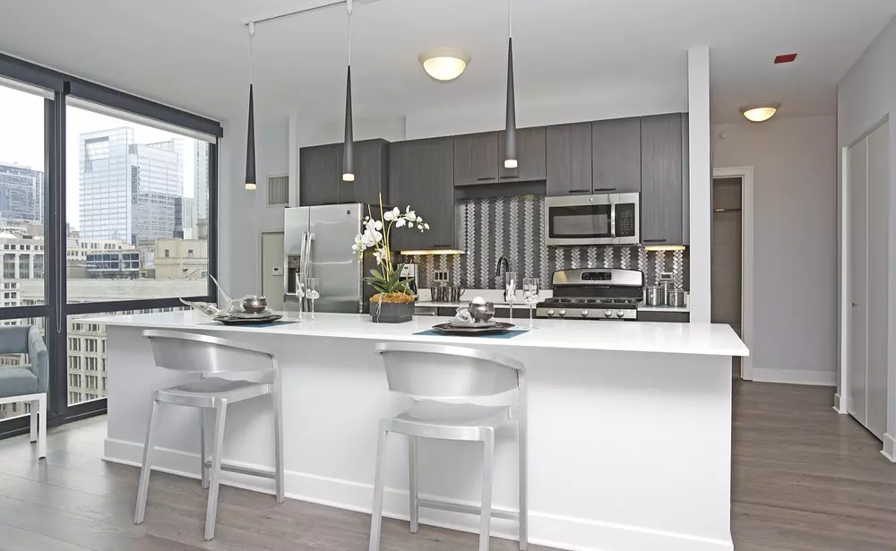 73 East Lake 73 E Lake St, Chicago, IL 60601