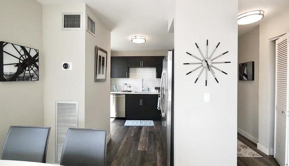 One East Delaware 1 E Delaware Pl, Chicago, IL 60611