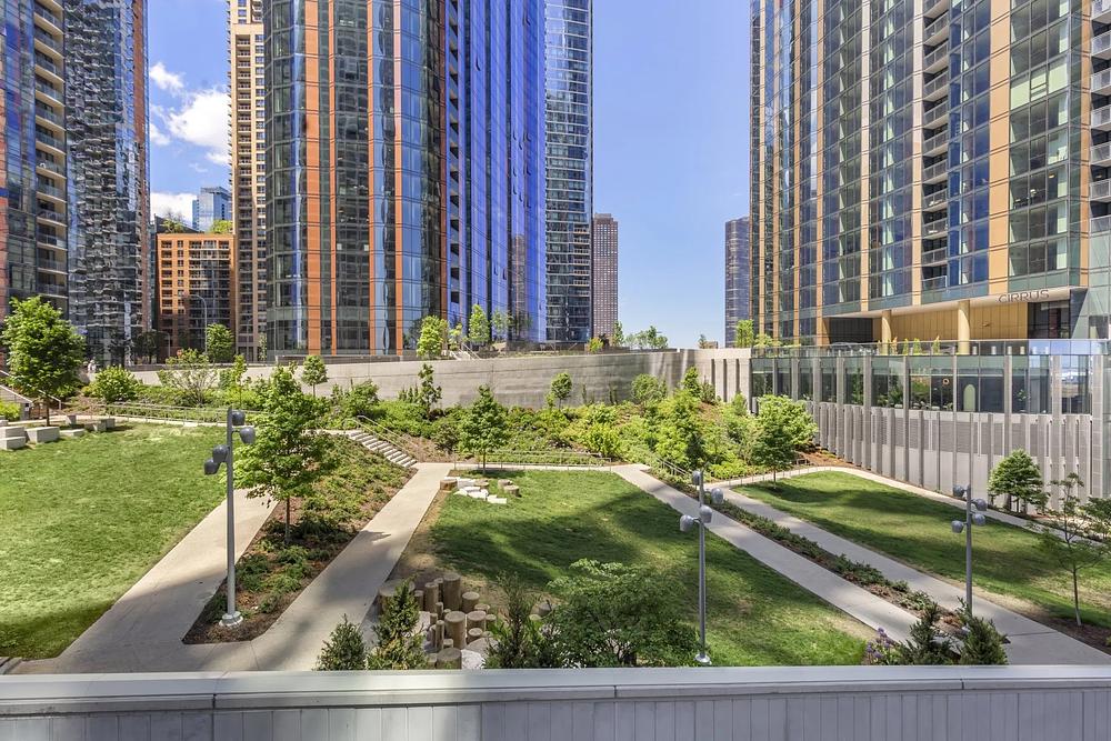 North Harbor Tower 175 N Harbor Dr, Chicago, IL 60601