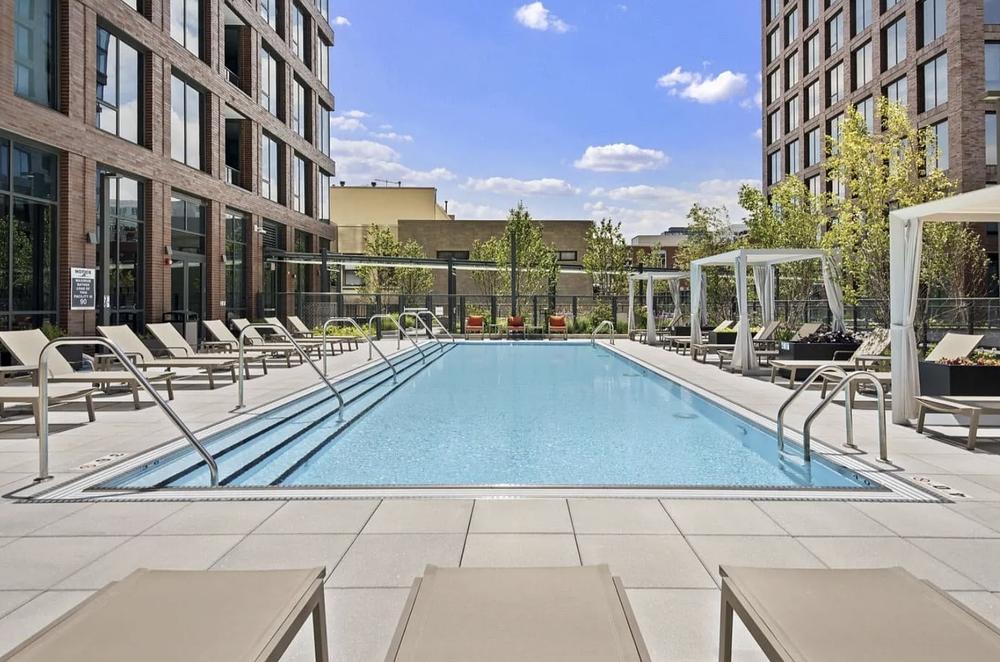 Union West 939 W Washington Blvd, Chicago, IL 60606