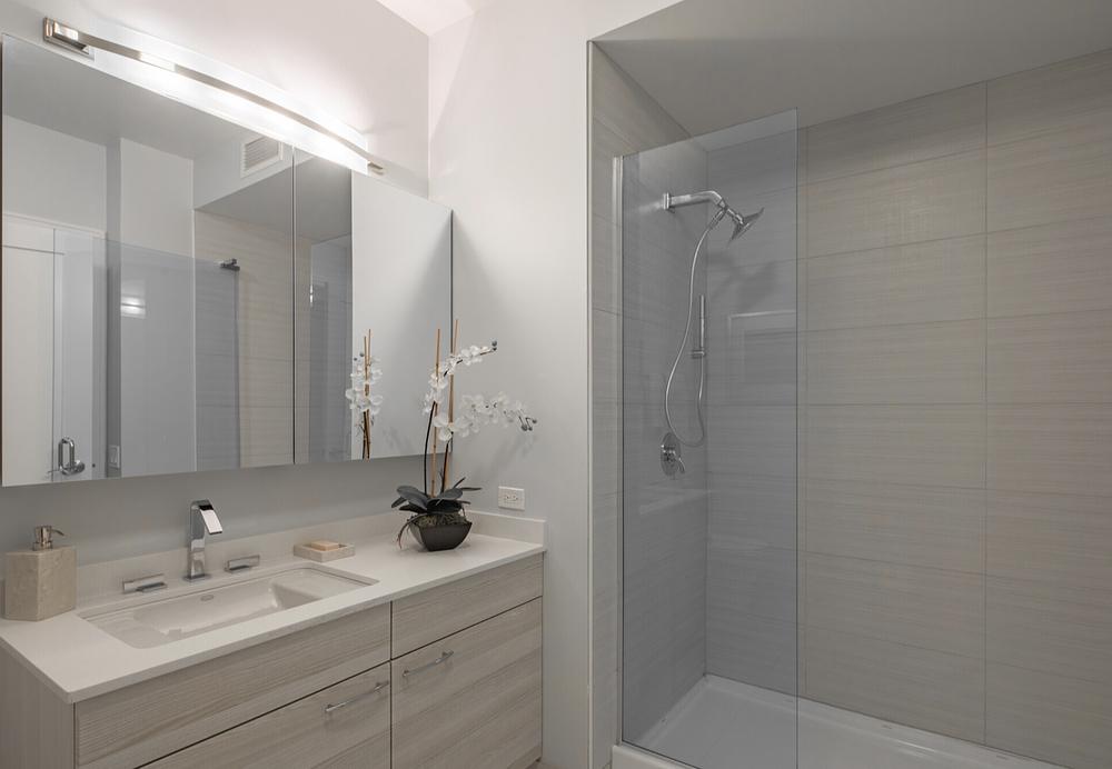 73 East Lake 73 E Lake St, Chicago, IL 60601