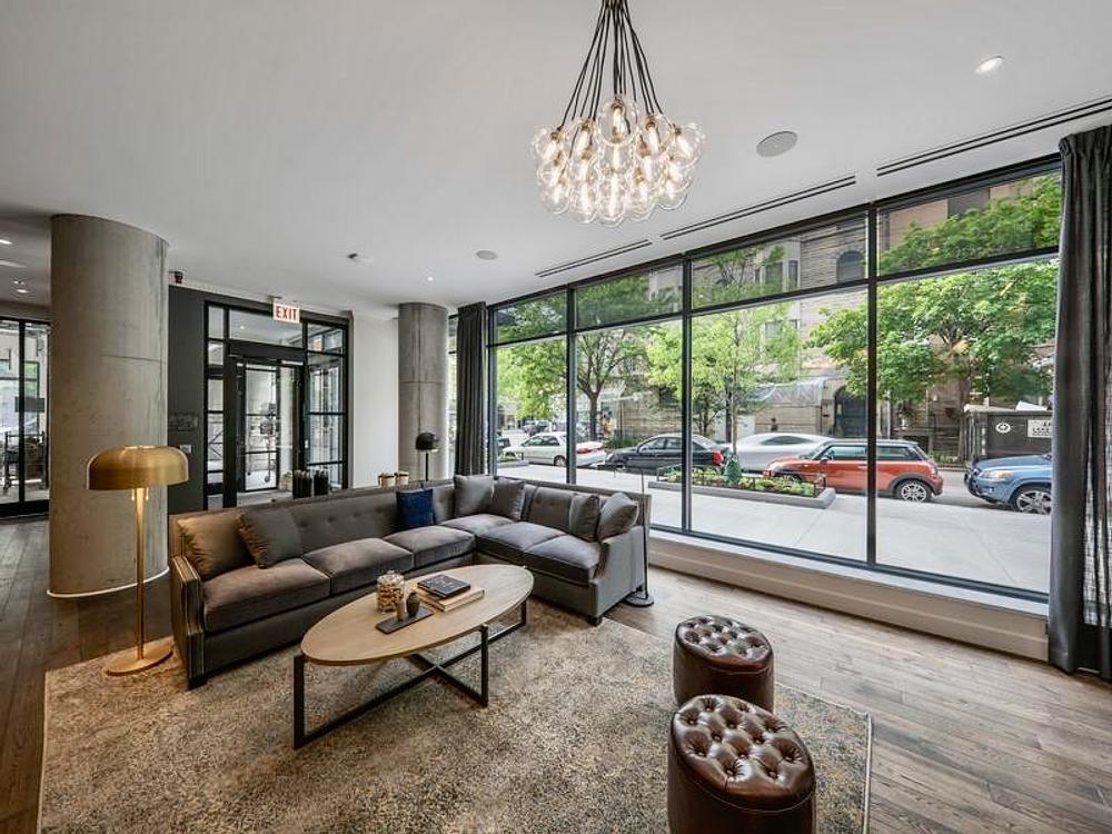 Marlowe 169 W Huron St, Chicago, IL 60654 River North - Leasing by Cross Street