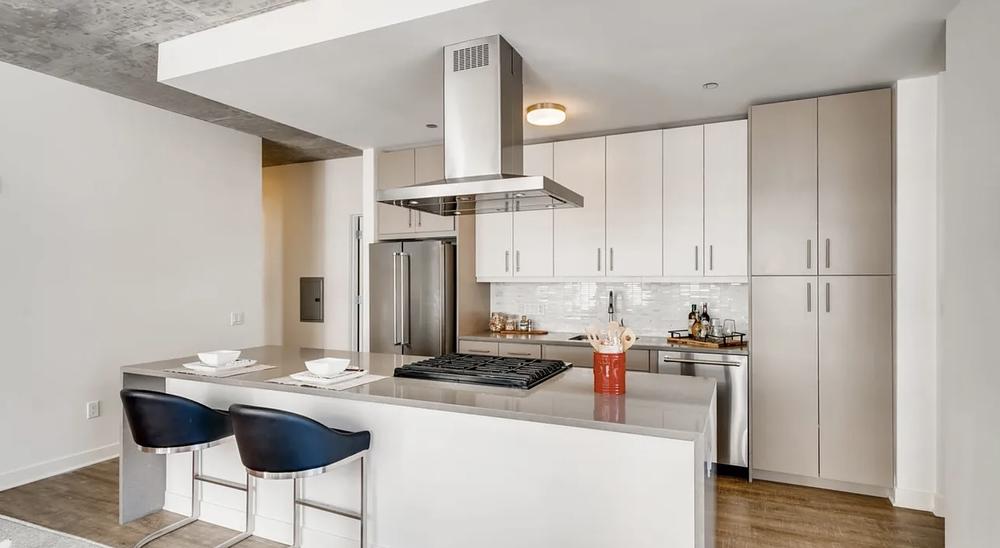 Sienna 423 E Ohio St, Chicago, IL 60611