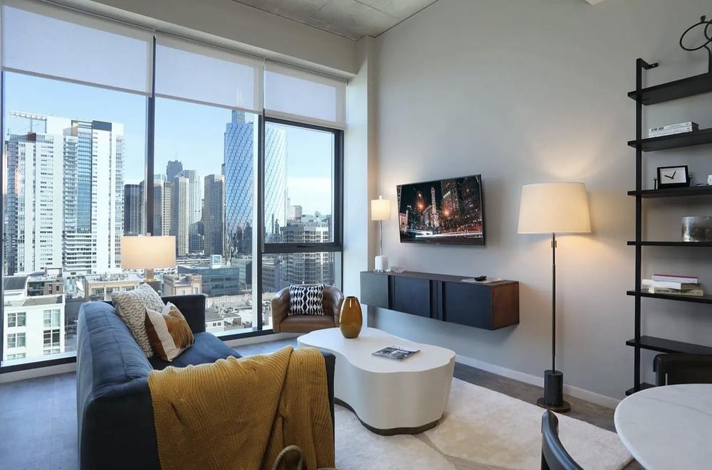 Union West 939 W Washington Blvd, Chicago, IL 60606