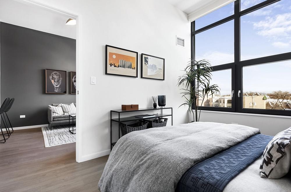 Logan Apartments 2522 N Milwaukee Ave, Chicago, IL 60647