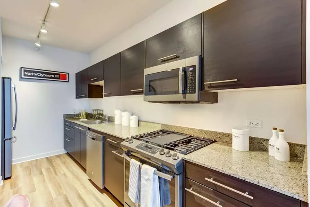 SoNo East 840 W Blackhawk St, Chicago, IL 60642
