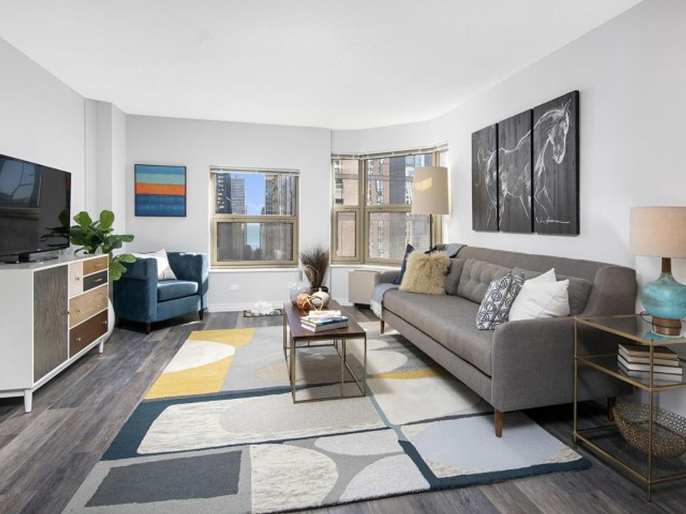Chestnut Place 8 W Chestnut St, Chicago, IL 60610 Gold Coast - Leasing by Cross Street