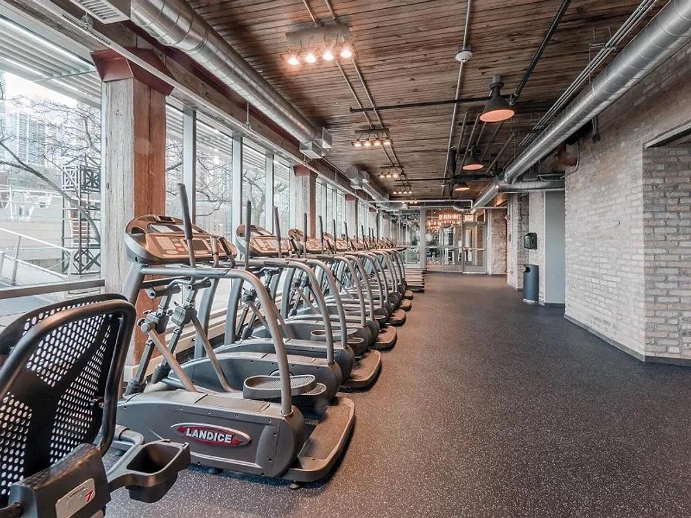 Lofts At River East 445 E Illinois St, Chicago, IL 60611