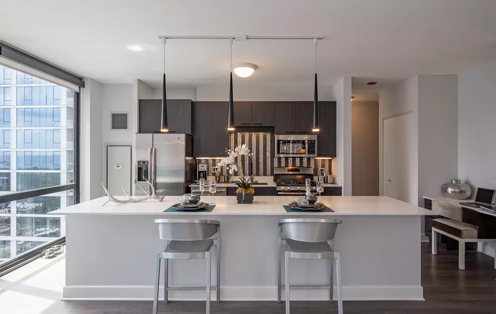 73 East Lake 73 E Lake St, Chicago, IL 60601