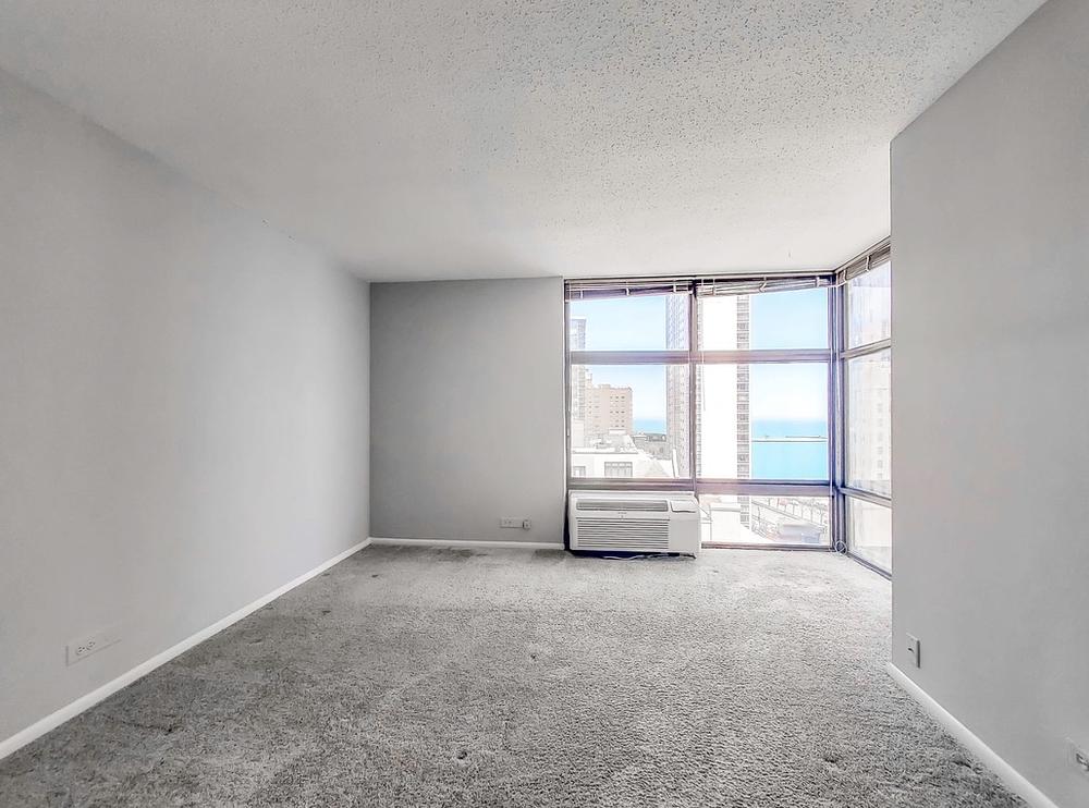 65 East Scott 65 East Scott Chicago, IL 60610