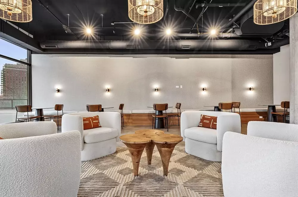 Cadence 2050 W Ogden Ave, Chicago, IL 60612
