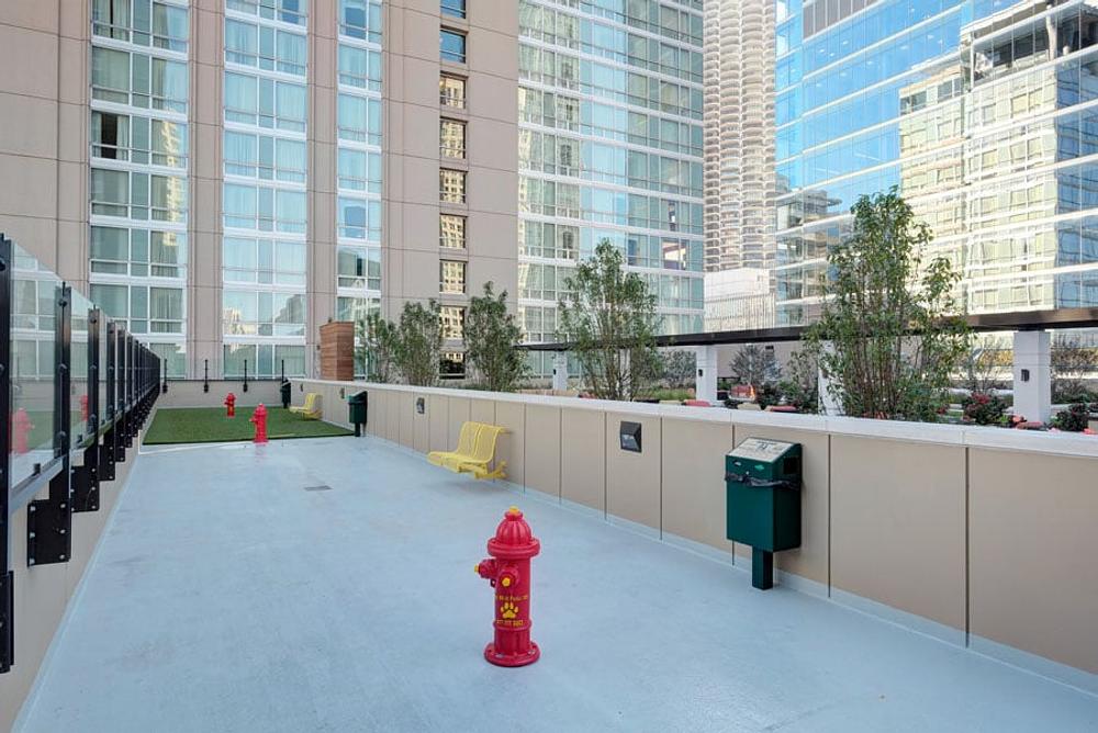 AMLI River North 71 W Hubbard St, Chicago, IL 60654