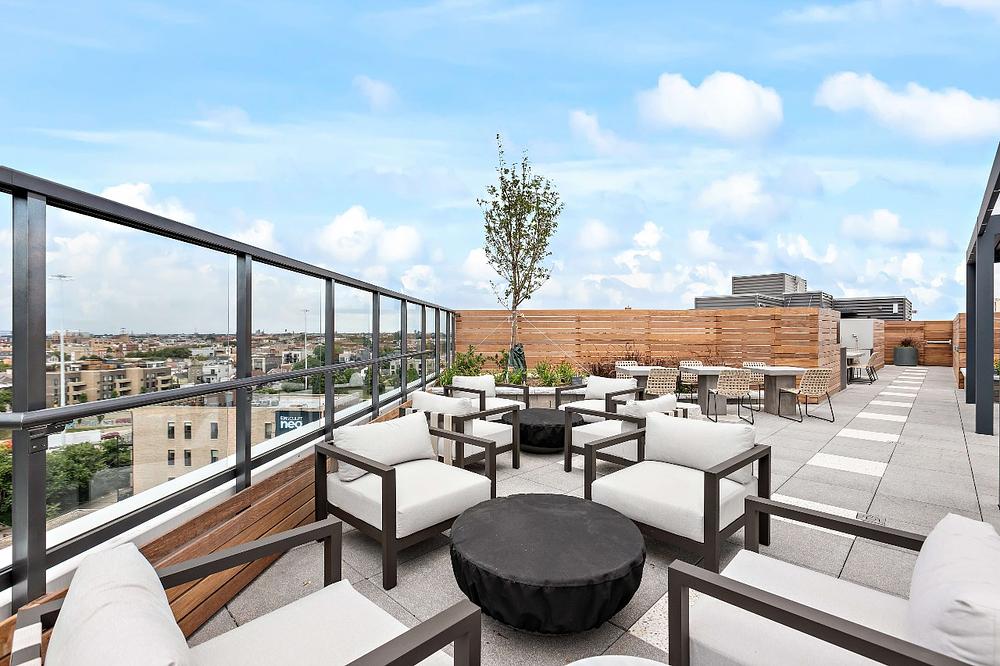 1122 W Chicago - Nevele22 1122 W Chicago Ave, Chicago, IL 60642
