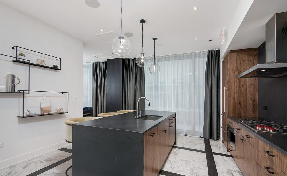 Two West 2 W Delaware Pl, Chicago, IL 60610