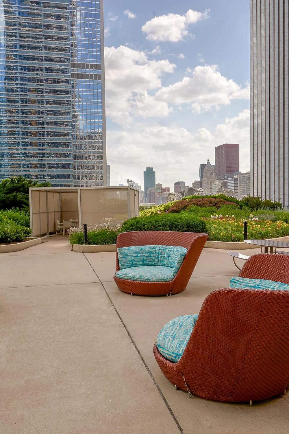 Aqua at Lakeshore East 225 N Columbus Dr, Chicago, IL 60601