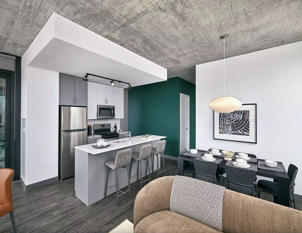 Fulbrix 160 N Elizabeth St, Chicago, IL 60607