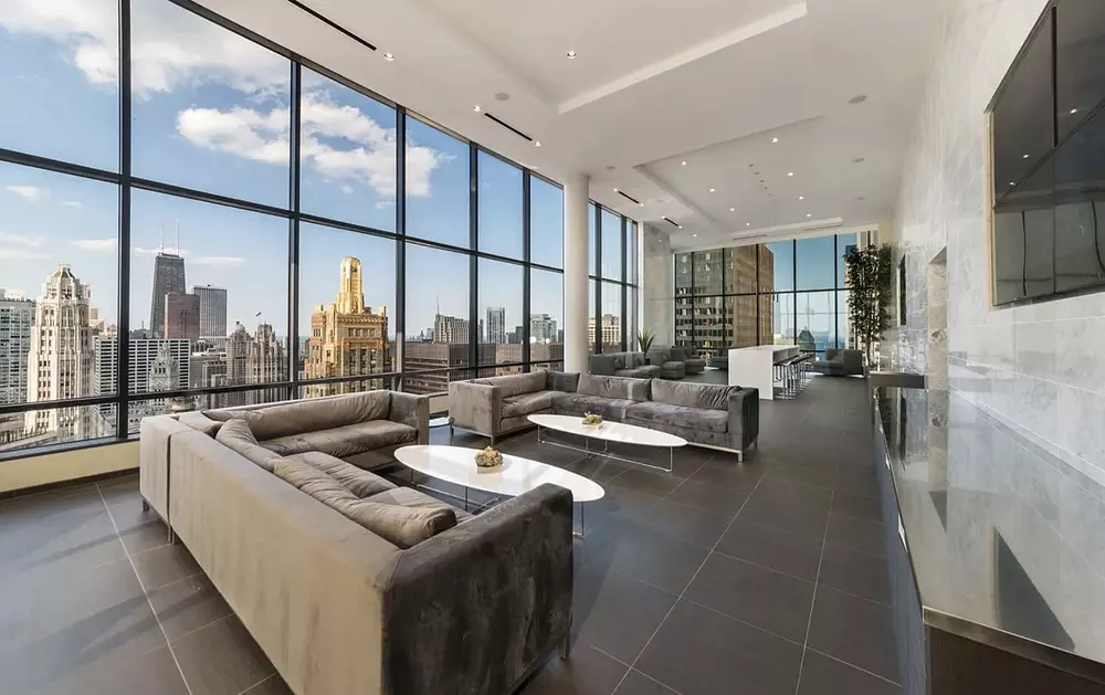 73 East Lake 73 E Lake St, Chicago, IL 60601