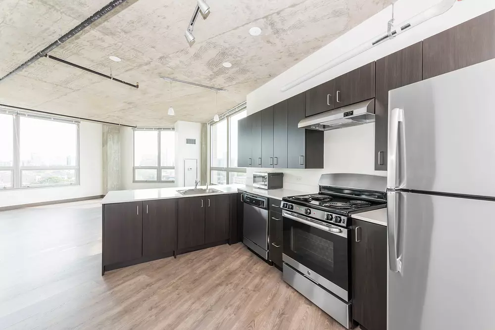 Lakeview 3200 3218 N Clark St, Chicago, IL 60657