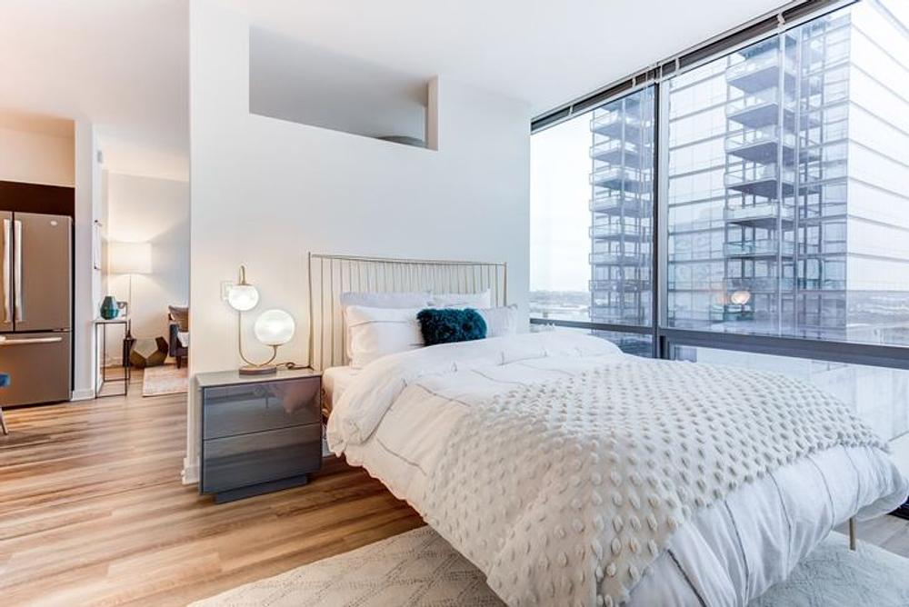 SoNo East 840 W Blackhawk St, Chicago, IL 60642