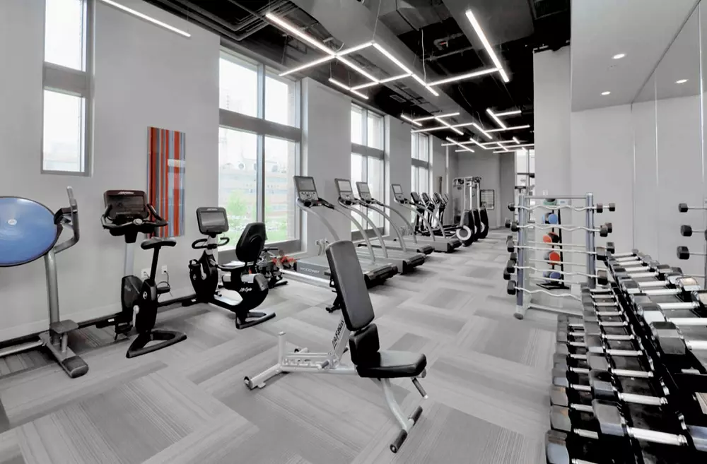 Echelon Chicago 353 N Des Plaines St, Chicago, IL 60661