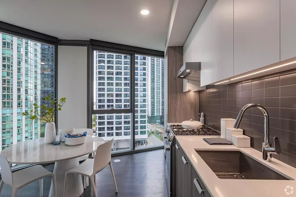 Cascade 455 E Waterside Dr, Chicago, IL 60601