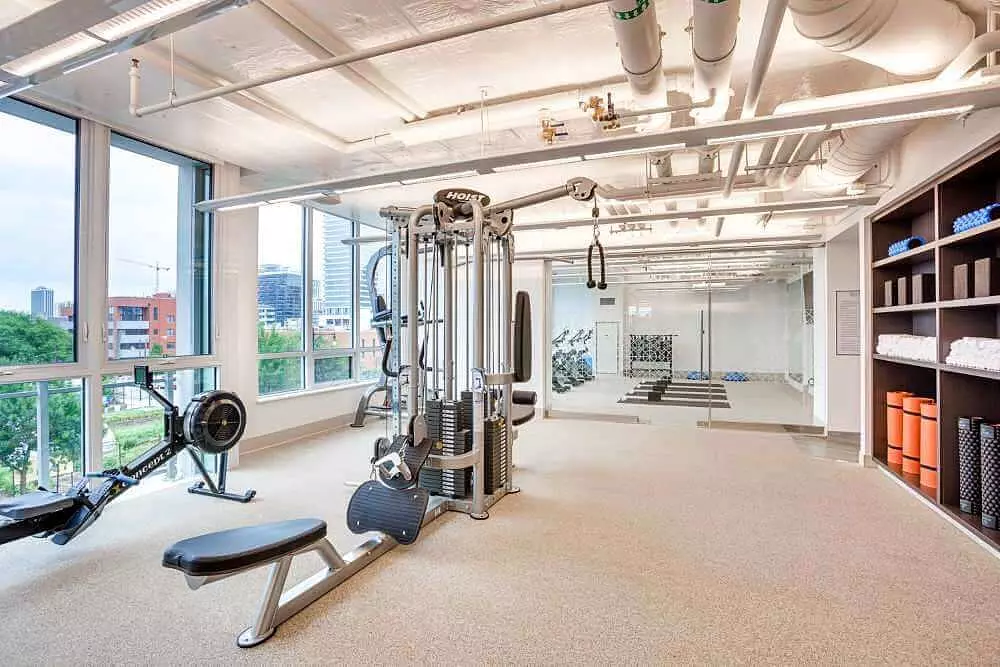 The Hudson 750 N Hudson Ave, Chicago, IL 60654
