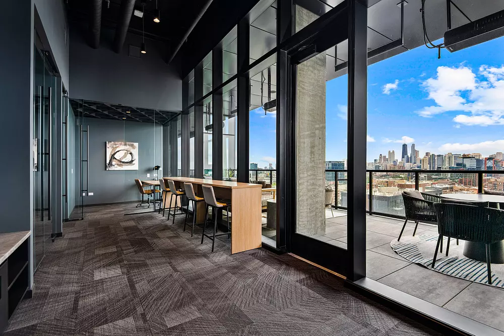 Parq Fulton 1400 W Randolph St, Chicago, IL 60607