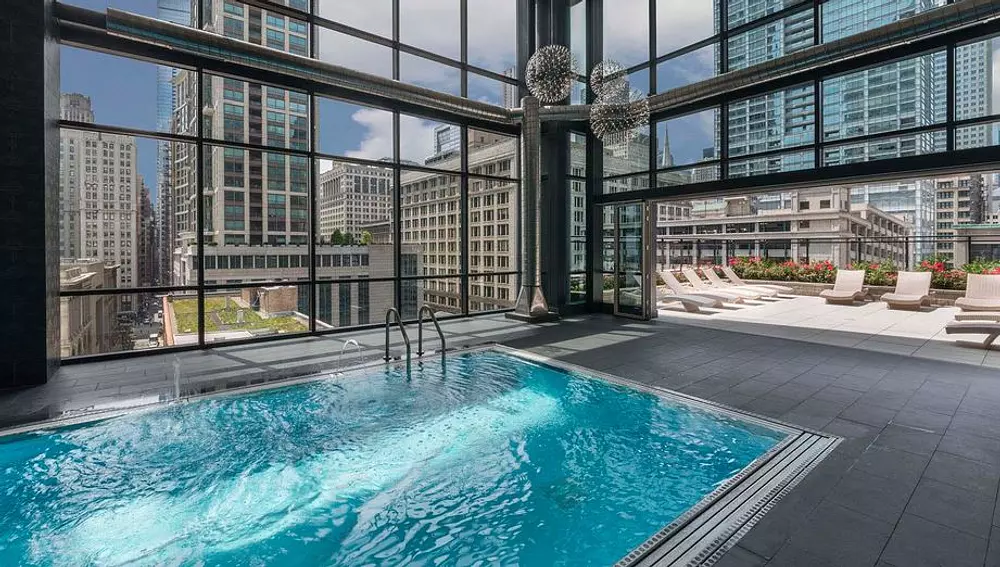 73 East Lake 73 E Lake St, Chicago, IL 60601