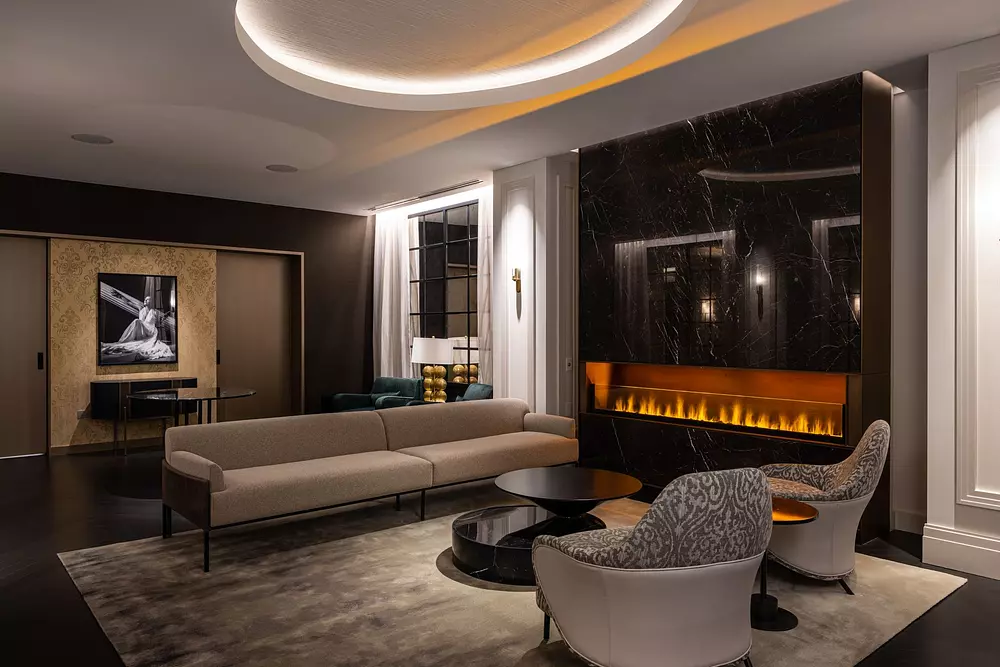 The Belden Stratford 2300 N Lincoln Park, Chicago, IL 60614
