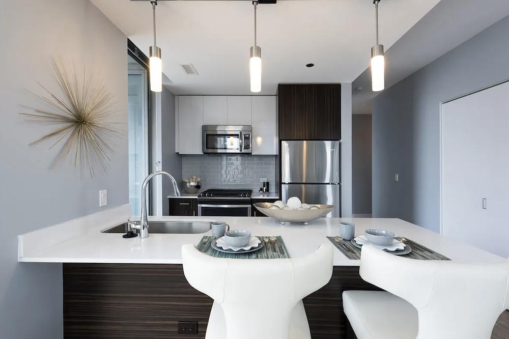 MILA 201 N Garland Ct, Chicago, IL 60601