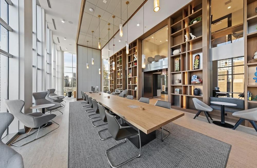 AMLI 808 808 N Wells Street, Chicago, IL 60610