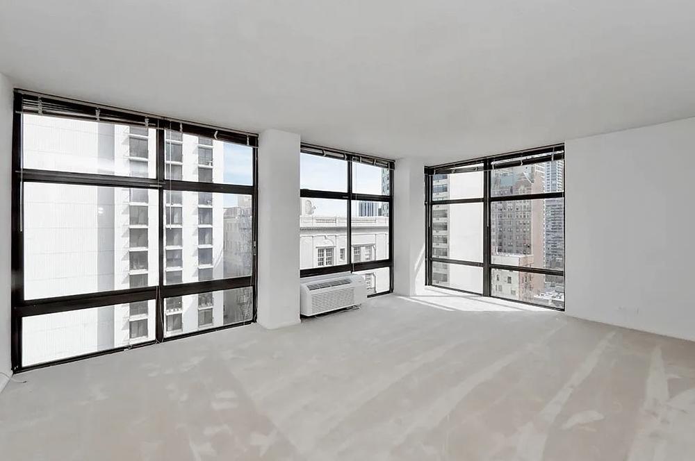65 East Scott 65 East Scott Chicago, IL 60610