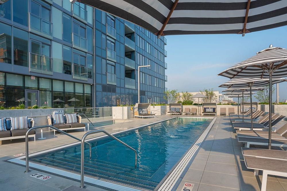 THREE Old Town Park 228 W Hill St, Chicago, IL 60610 Old Town - Leasing by Cross Street