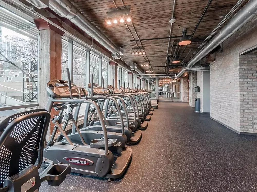 Lofts At River East 445 E Illinois St, Chicago, IL 60611
