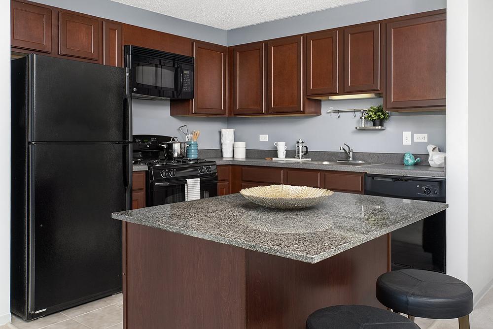 Shoreham and Tides 400 East South Water Street, Chicago, IL 60601