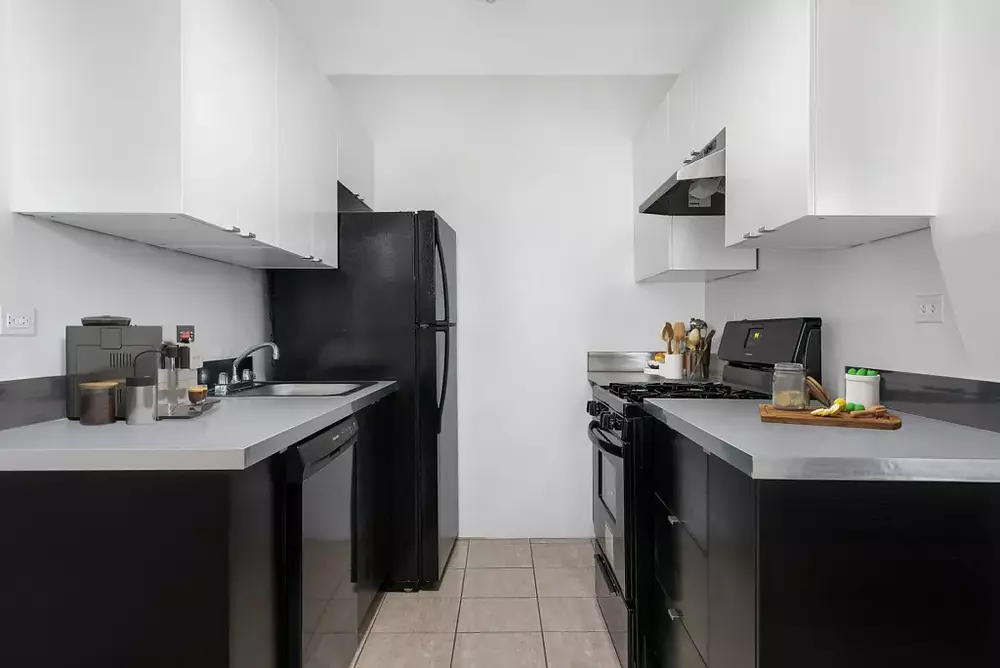 2756-60 N. Pine Grove 2756 N Pine Grove Ave, Chicago, IL 60614