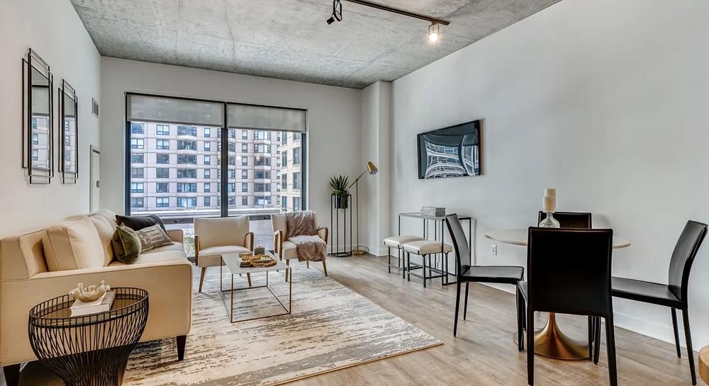 Sienna 423 E Ohio St, Chicago, IL 60611
