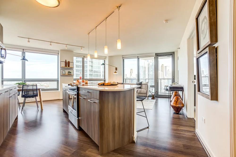 Hubbard Place 360 W Hubbard St, Chicago, IL 60654
