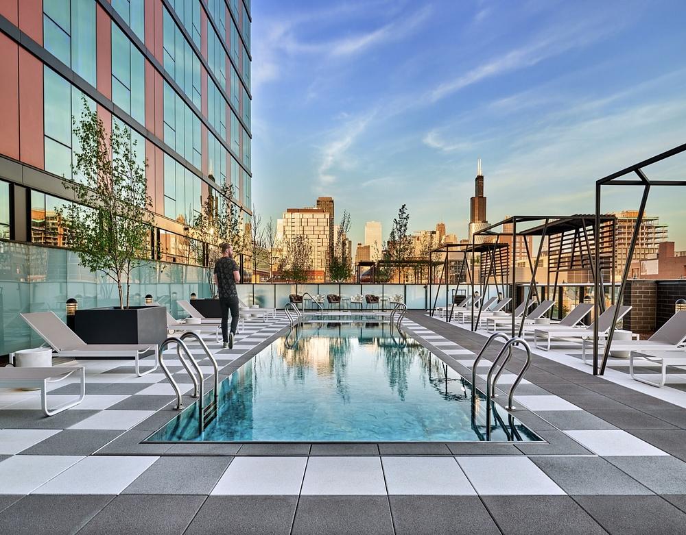 Fulbrix 160 N Elizabeth St, Chicago, IL 60607