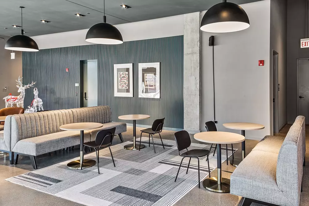 Hugo River North 751 N Hudson Ave, Chicago, IL 60654