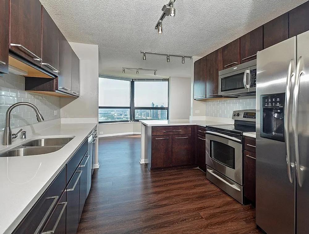 North Harbor Tower 175 N Harbor Dr, Chicago, IL 60601
