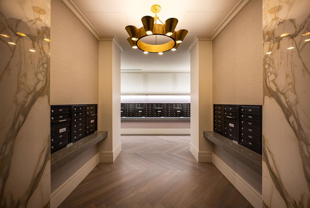 The Belden Stratford 2300 N Lincoln Park, Chicago, IL 60614
