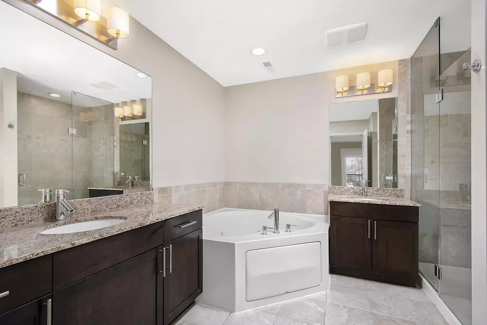 Oak Park Place 479 N Harlem Ave, Oak Park, IL 60301, Chicago
