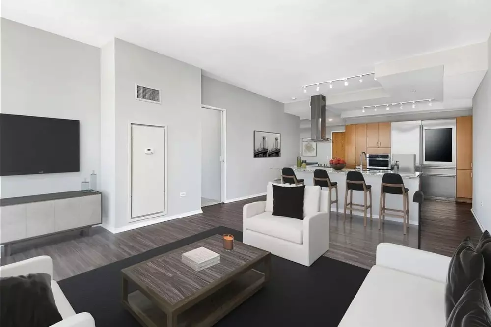 Aston 200 E Illinois St, Chicago, IL 60611
