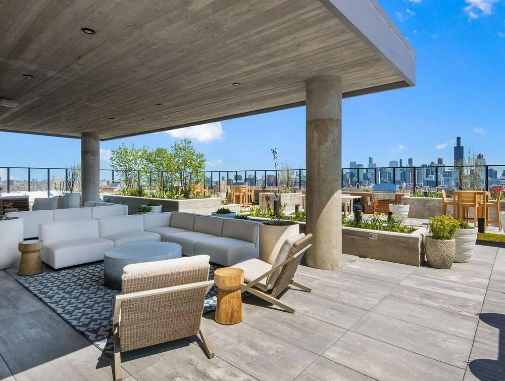 The Lydian 513 S Damen Ave, Chicago, IL 60612 Medical District - Leasing by Cross Street