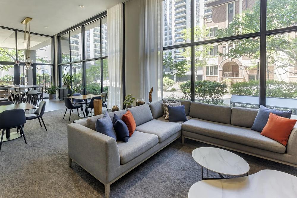 North Harbor Tower 175 N Harbor Dr, Chicago, IL 60601