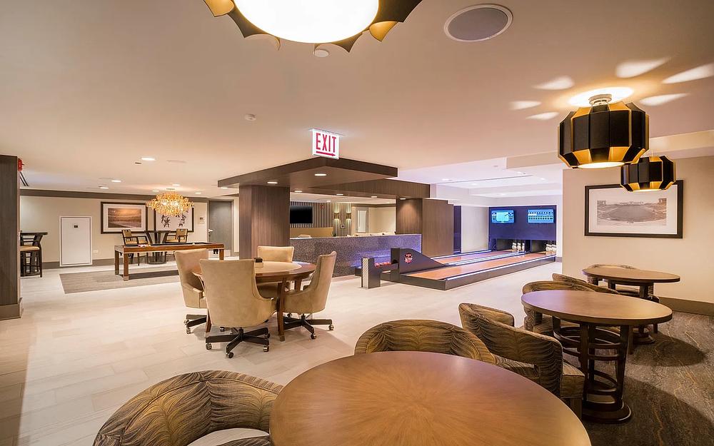 The Elle Apartments 801 S Financial Pl, Chicago, IL 60605