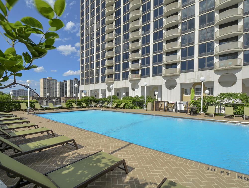 The Montrose 4334 N Hazel St, Chicago, IL 60613 Uptown - Leasing by Cross Street